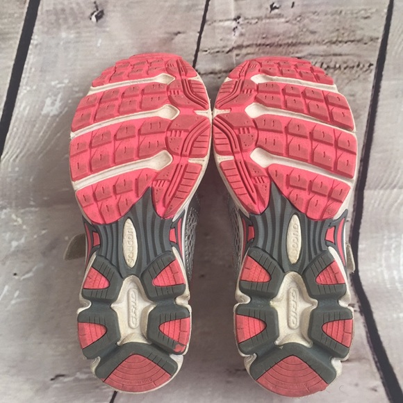 Saucony cohesion 10 sneaker in size 1M - Picture 7 of 15